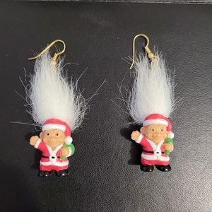 Vintage Russ Troll Christmas earrings Santa